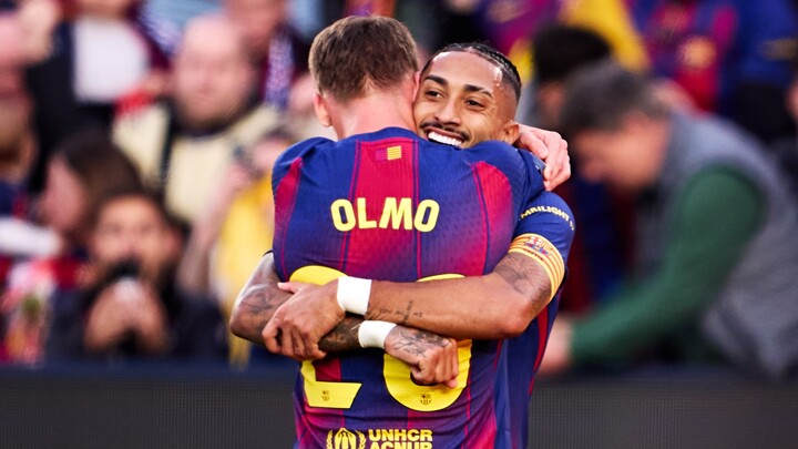 Flick Senang Raphinha Kembali, Barcelona Melaju ke Puncak Klasemen LaLiga