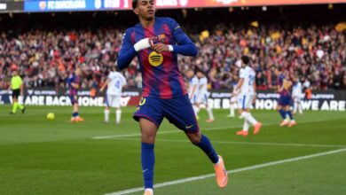 Lamine dan Olmo Bawa Barca Bangkit dari Kekalahan, Kalahkan Alaves dan Kuasai Puncak Klasemen