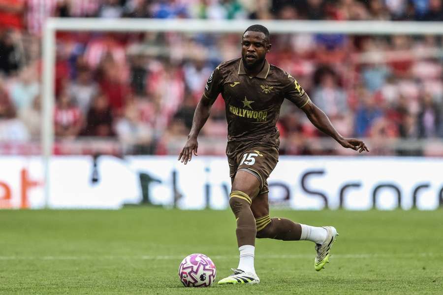 Onyeka: Pinjaman ke Augsburg Dorong Perkembangan Karier Gelandang Brentford