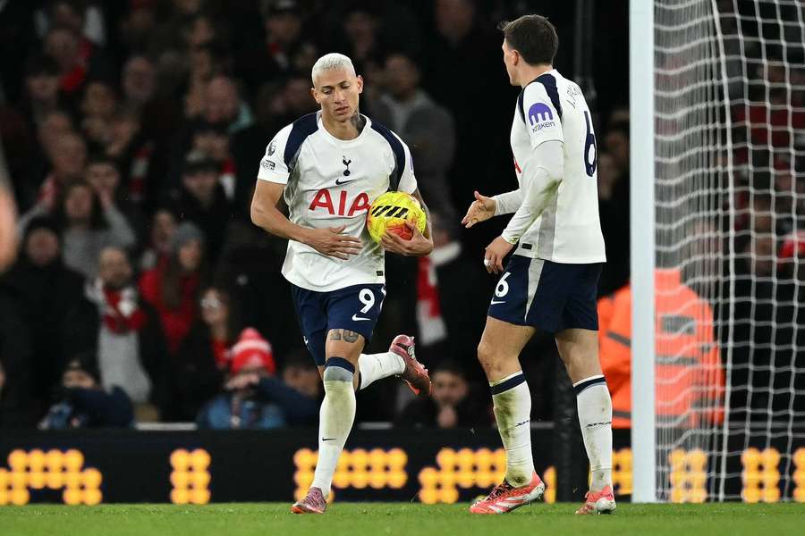 Preview Pertandingan Tottenham vs Fulham: Tantangan dari Performa Buruk Tuan Rumah dan Tamu