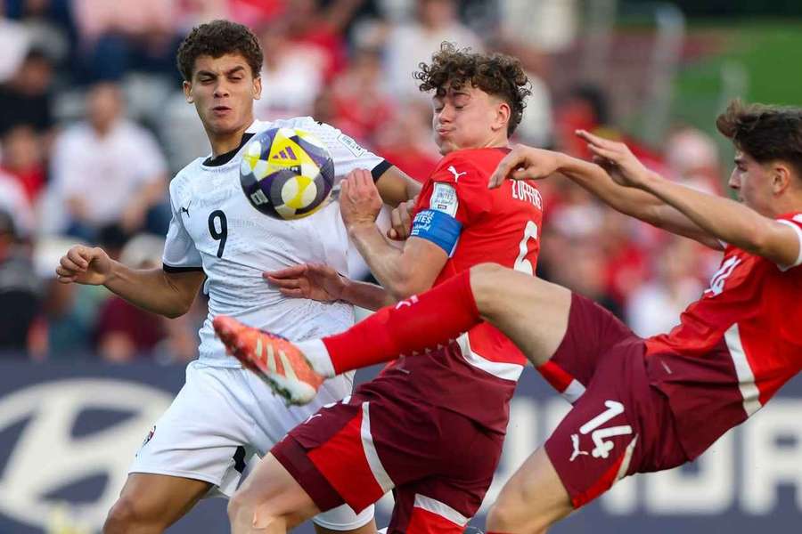 Barcelona Ajukan Tawaran Perdana ke Al Ahly untuk Transfer Abdelkarim