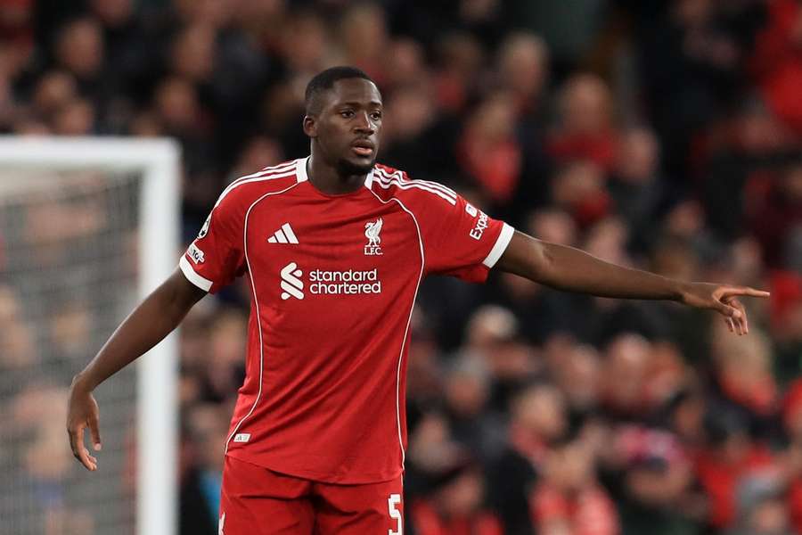 Carragher: Memilih Satu Pemain Liverpool Secara Konsisten Seharusnya Jadi Kesalahan Berat