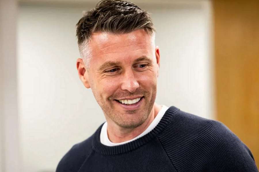 Edwards Perkuat Staf Wolves dengan Penambahan Pelatih Kiper Baru