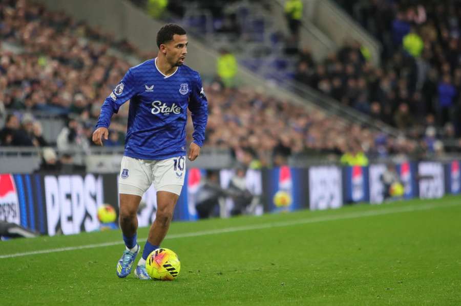 Klub Besar Premier League Tertarik Rekrut Bintang Everton Iliman Ndiaye