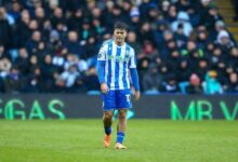 Pelatih Sheffield Wednesday Pedersen Ungkap Kepuasan Man Utd atas Perkembangan Amass