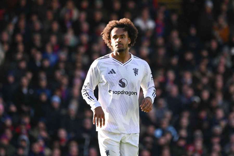 Roma Berupaya Keras Rekrut Joshua Zirkzee dari Man Utd dengan Nilai Transfer £36 Juta Januari Ini