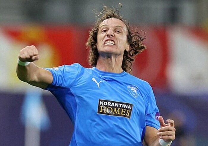 Dari Pemain Bola PlayStation hingga Pahlawan UCL, David Luiz Raih Trofi Lagi