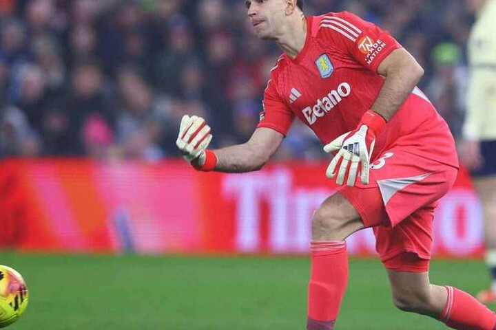 Inter Milan Siapkan Tawaran untuk Kiper Aston Villa Martinez Segera