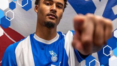 Oldham Resmi Rekrut Gelandang Villa Taylor, Sepakati Kesepakatan Transfer