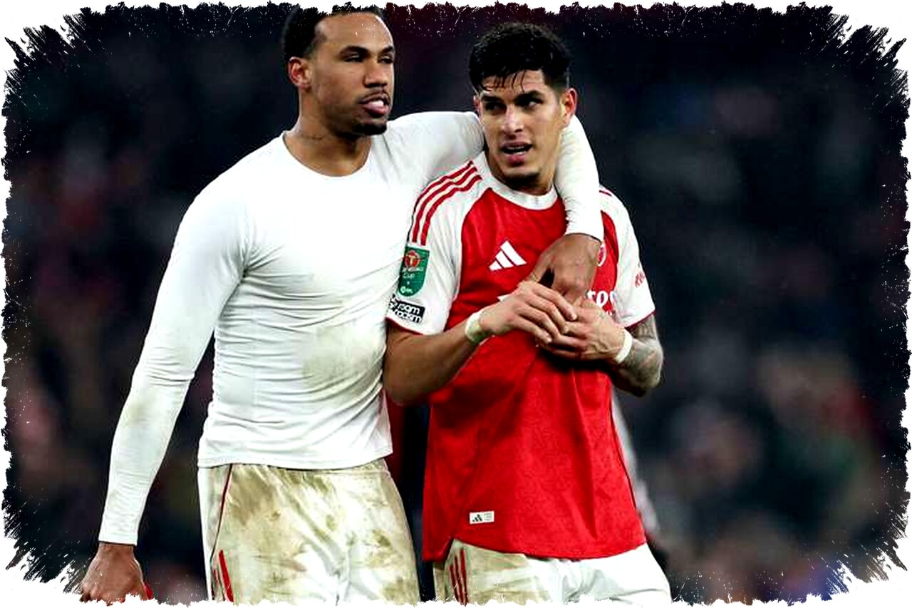 Arsenal Ambil Keputusan Final Soal Masa Depan Hincapie di Tim Utama