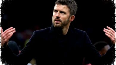 Gullit Sarankan Zirkzee Tinggalkan Energi Negatif di Man Utd dan Fokus ke Serie A