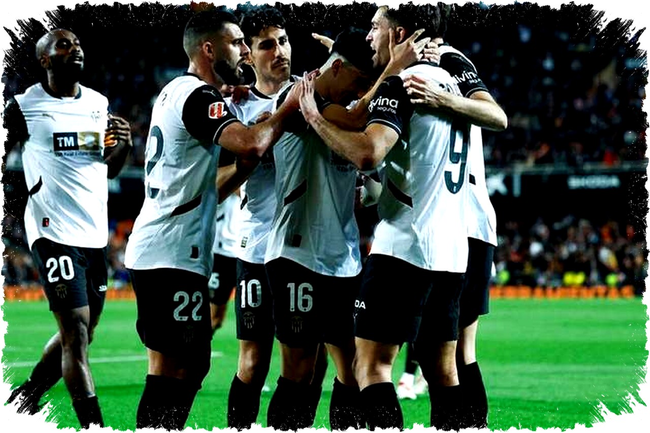 Man Utd Siap Ambil Langkah Kunci Dapatkan Bek Muda Valencia Fernandez