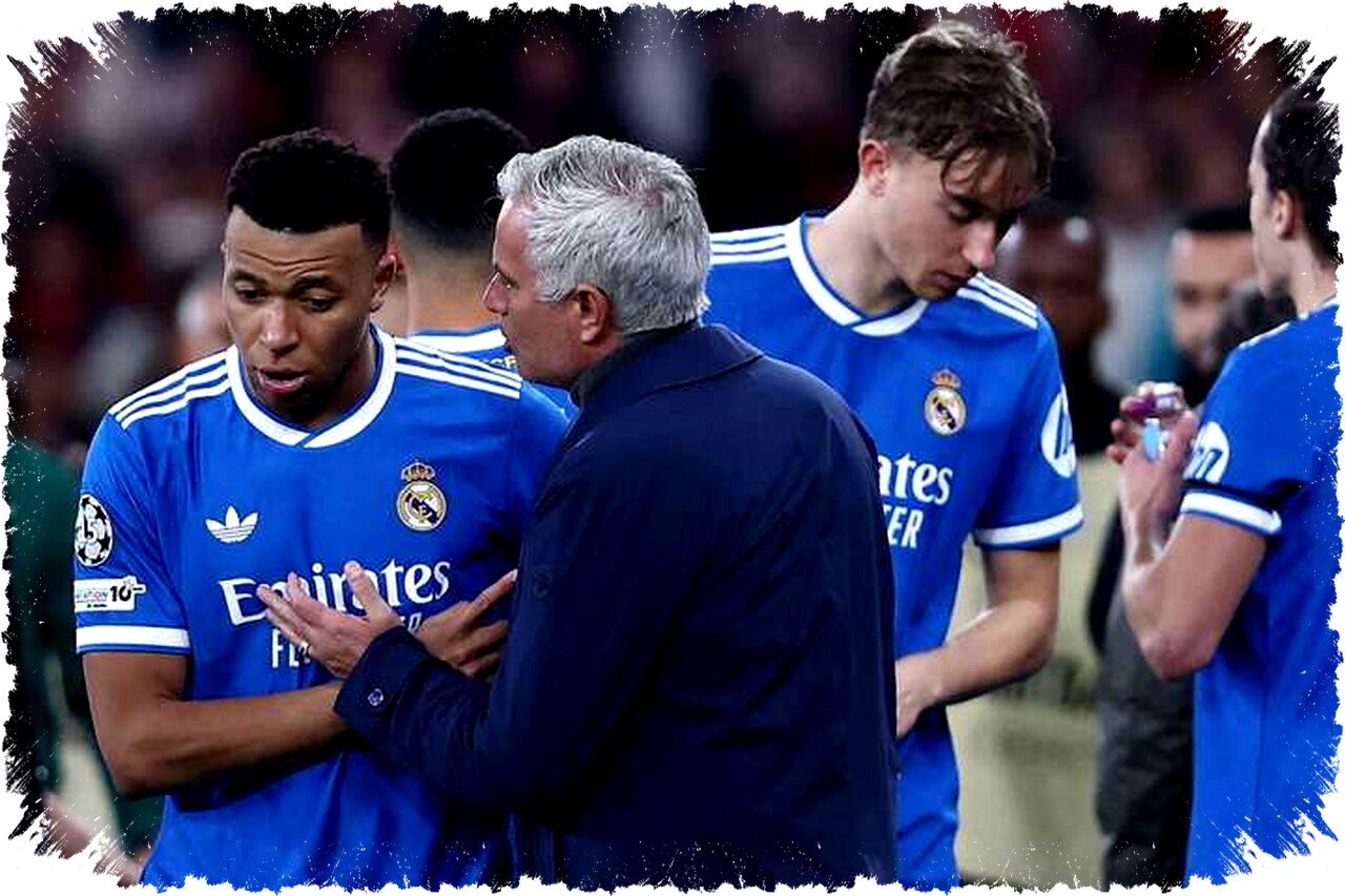 Mbappe Bela Vini Jr dengan Tegas dan Jelaskan Pernyataan Mourinho soal Rekan di Real Madrid
