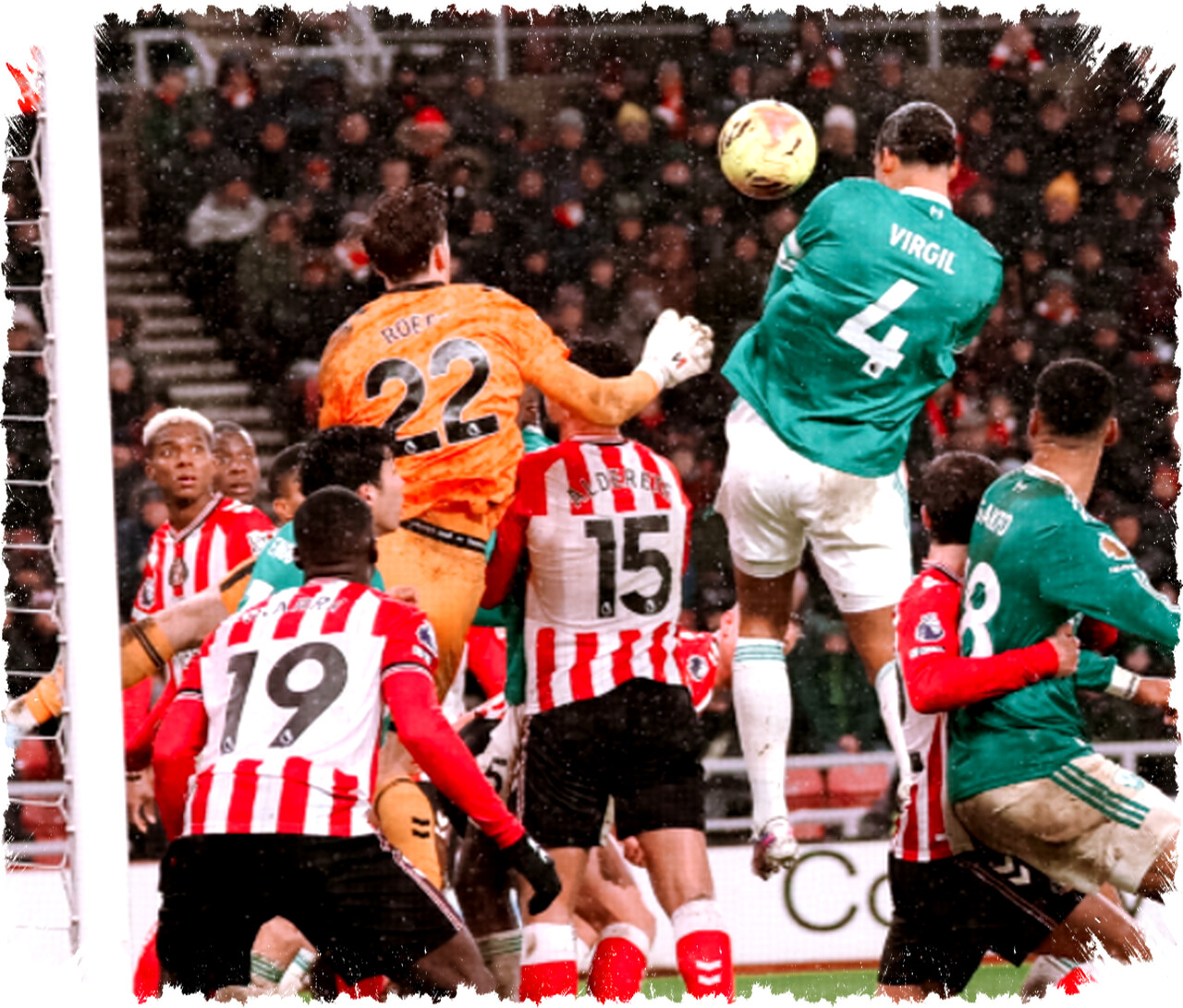 Van Dijk Cetak Gol Kepala Kunci Kemenangan Melawan Black Cats, Bayern Tundukkan Leipzig