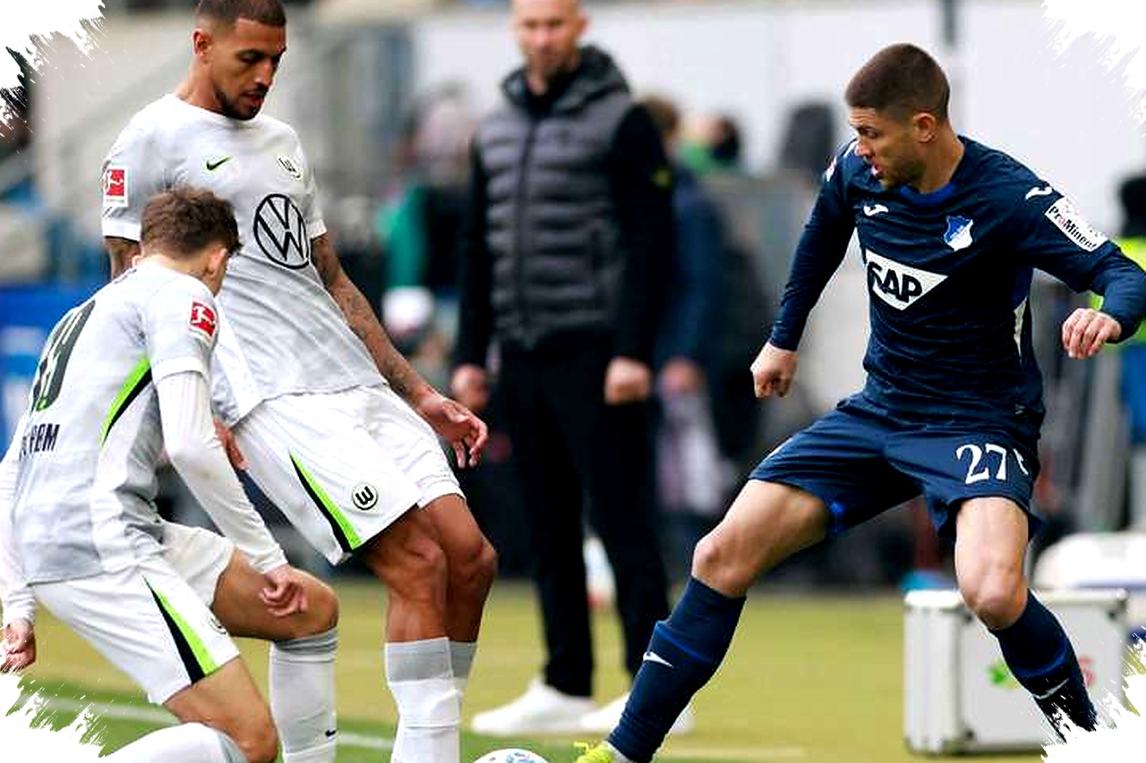 Gelandang Wolfsburg Souza Ungkap Brentford Ingin Pertahankan Dirinya