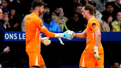 Kiper Tottenham Kinsky Digantikan Setelah Kebobolan 3 Gol dalam 17 Menit Pertama