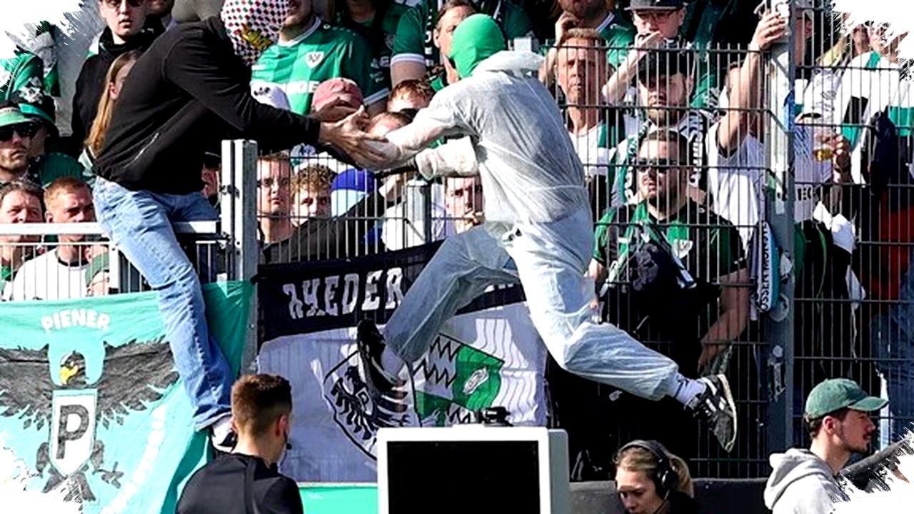 Penonton 2. Bundesliga Cabut Monitor VAR, Wasit Tak Bisa Lihat Rekaman Ulang