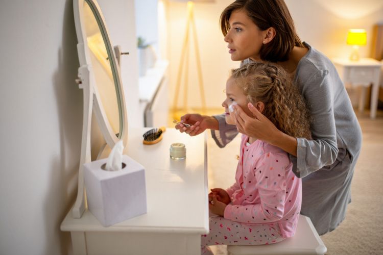 10 Gentle Face Creams for 8-Year-Old Kids to Keep Skin Healthy Under Rp150,000