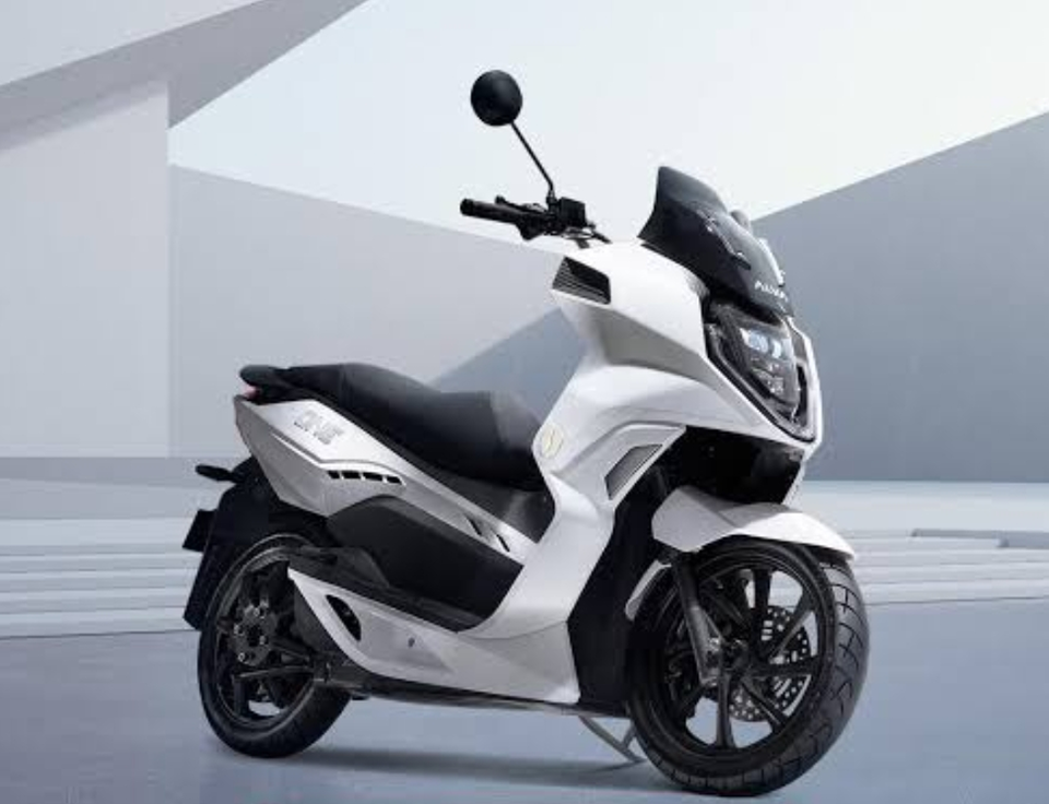 8 Electric Motorcycles with Smart Key Technology and Mobile App Integration