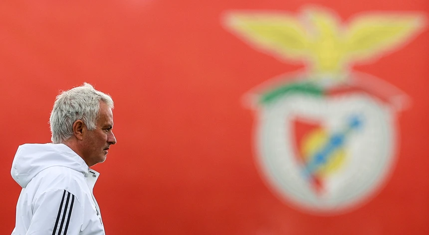 Benfica Faces Crucial Final Against Ajax in High-Stakes European Showdown