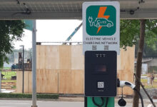 EV Buyers Prioritize Battery Quality and Trust Friends' Recommendations, Study Finds