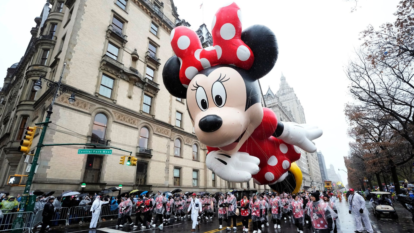Macy's Thanksgiving Day Parade in NYC: Route, Street Closures, Balloons, Floats & Performances
