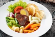 10 Best Eateries Near Palur Solo Station: Popular Food Spots You Must Try