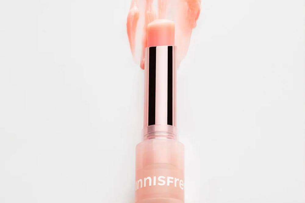 10 Best Lip Balm Sticks for Moisturized Lips: Expert Recommendations and Reviews