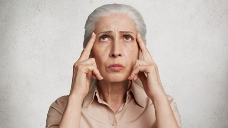 10 Best Makeup Bases for 40s to Blur Wrinkles, All Under IDR 150K