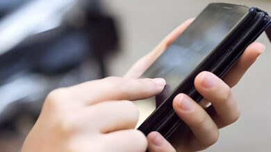 4 Essential Tips for Choosing a Driver’s Phone: 8GB RAM & Snapdragon 685 Chipset Minimum