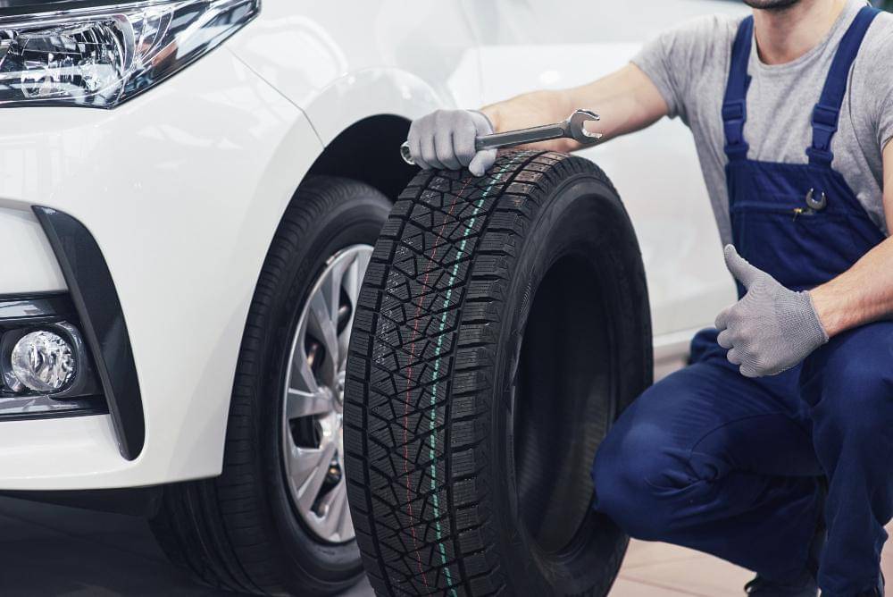5 Best Electric Car Tires for Daily Use: Top Recommendations for Comfort and Efficiency