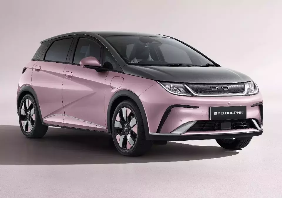 8 Affordable Electric Cars with Modern Sunroofs: Stylish Features at Budget-Friendly Prices