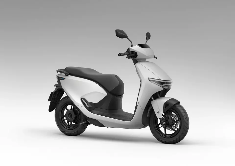 8 Quietest Electric Motorcycles for a Comfortable Ride: Top Choices for Smooth Commuting