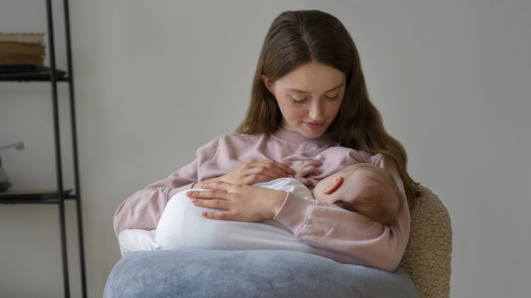 9 Best Affordable Skincare Products for Breastfeeding Moms Under Rp 100,000