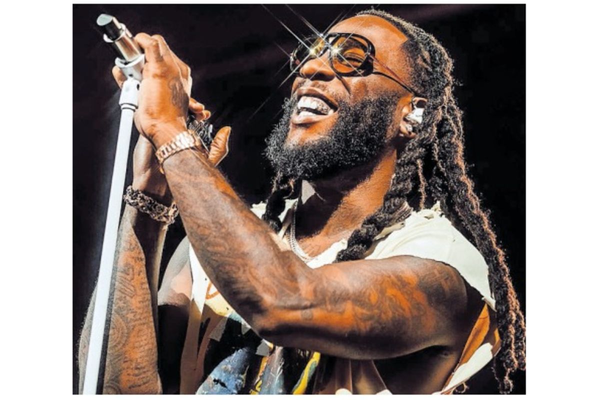 Burna Boy’s Denver Concert Highlights Fan Influence Across Stage, Screen, and Social Media