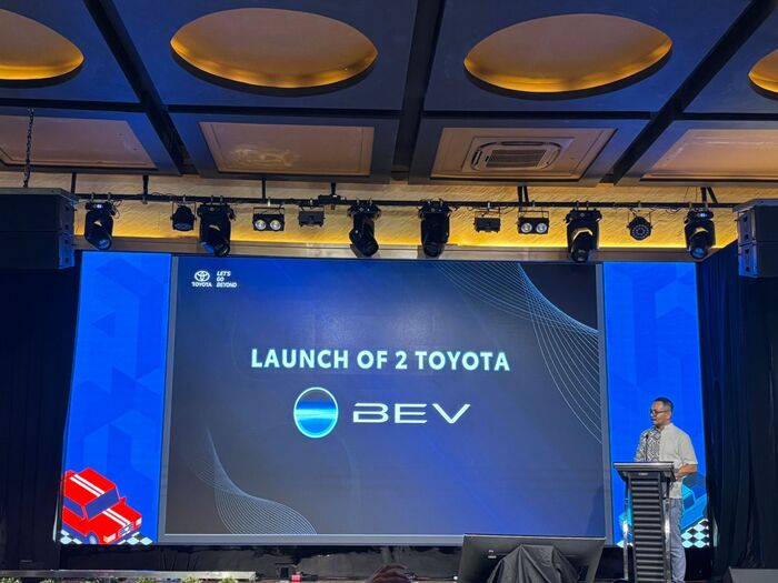 Explore the Latest Hybrid and Electric Cars Debuting at This Year's Premier Auto Show