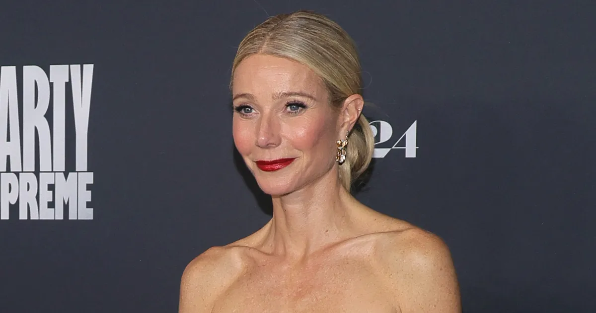 Gwyneth Paltrow’s Mom Group Chats Gain Massive Attention Online
