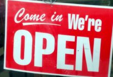 Holiday Business Hours: Which Stores Operate and Close on Christmas Day in Minnesota