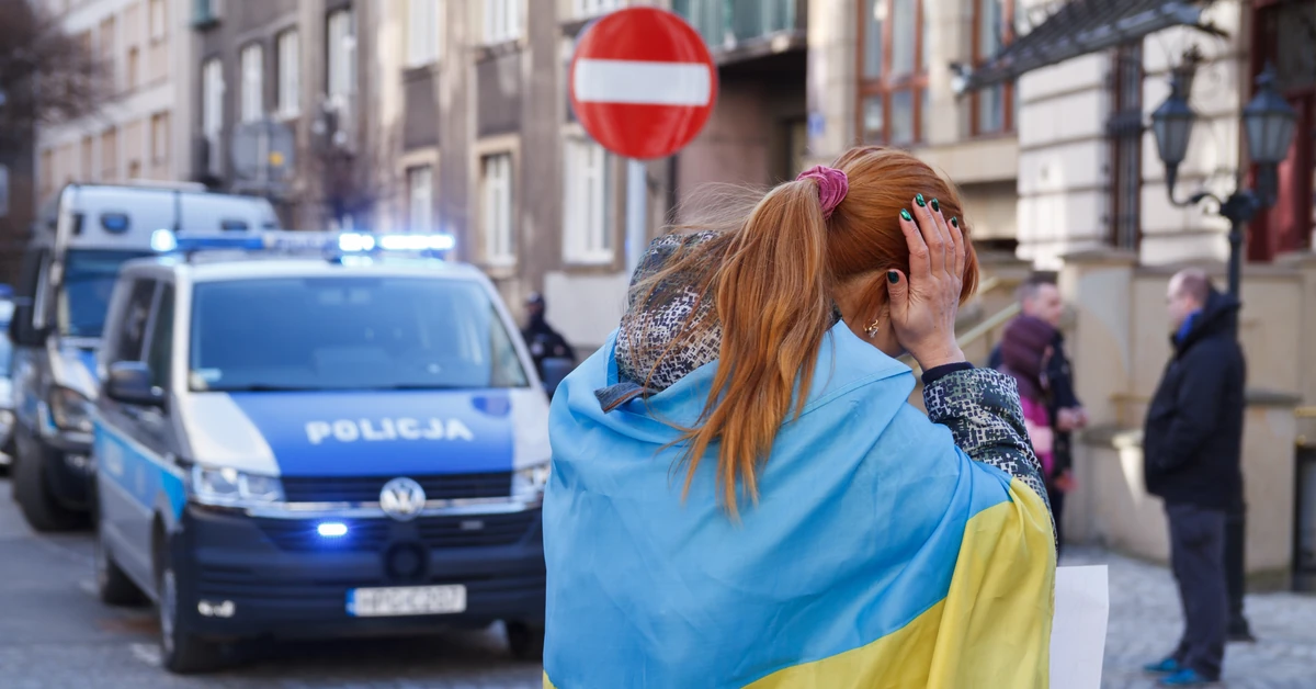 How to Teach Your Daughter Polish: UK Newspaper Critiques Ukrainians in Poland