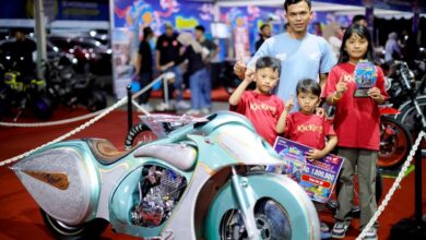 Hundreds of Builders Showcase Top Custom Bikes at Honda Modif Contest