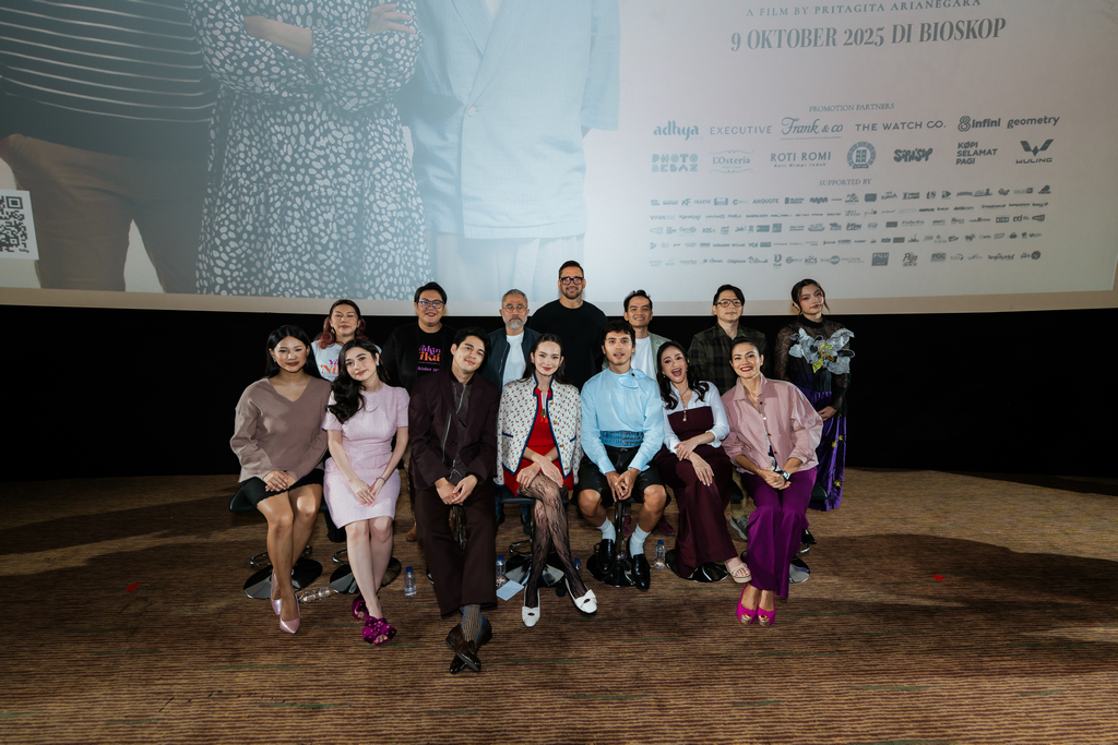 Love, Tradition, and the Dilemma of Choosing Between Two Marriage Proposals