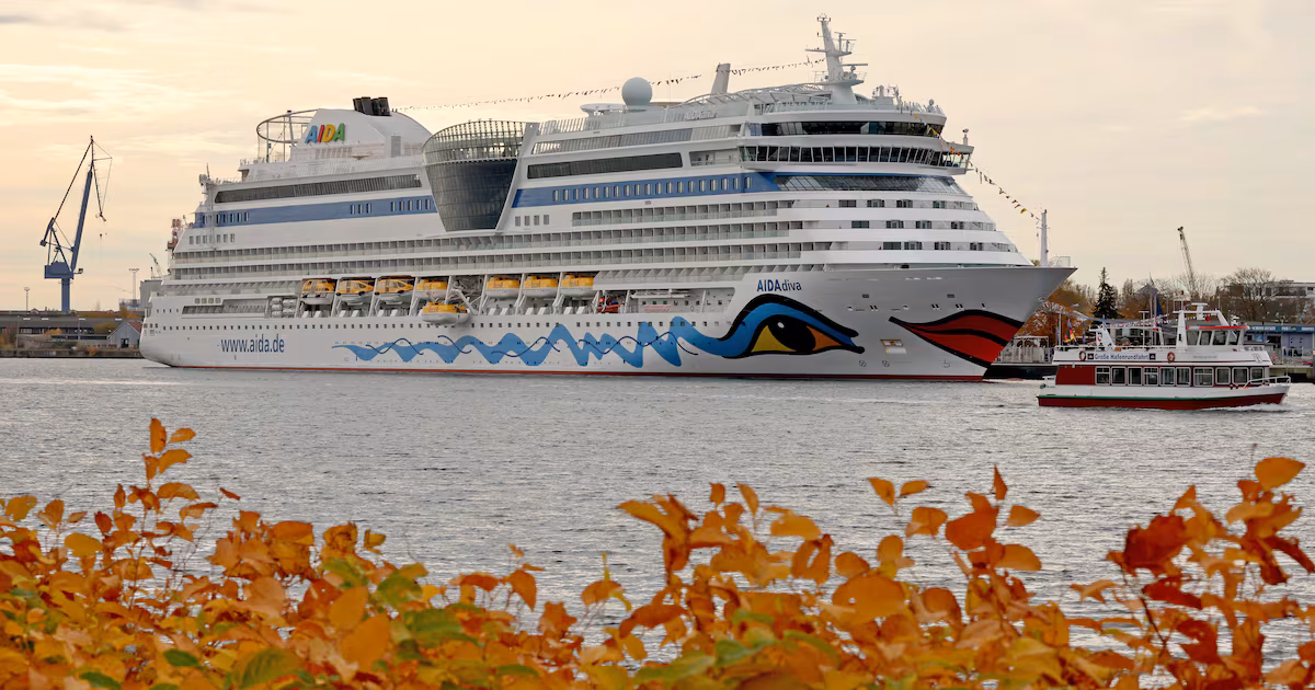Norovirus Outbreak Affects 100 Passengers on Global Cruise, Health Officials Investigate