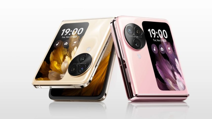 OPPO Find N3 Flip Review: Innovative Cover Screen for Quick Notification Access