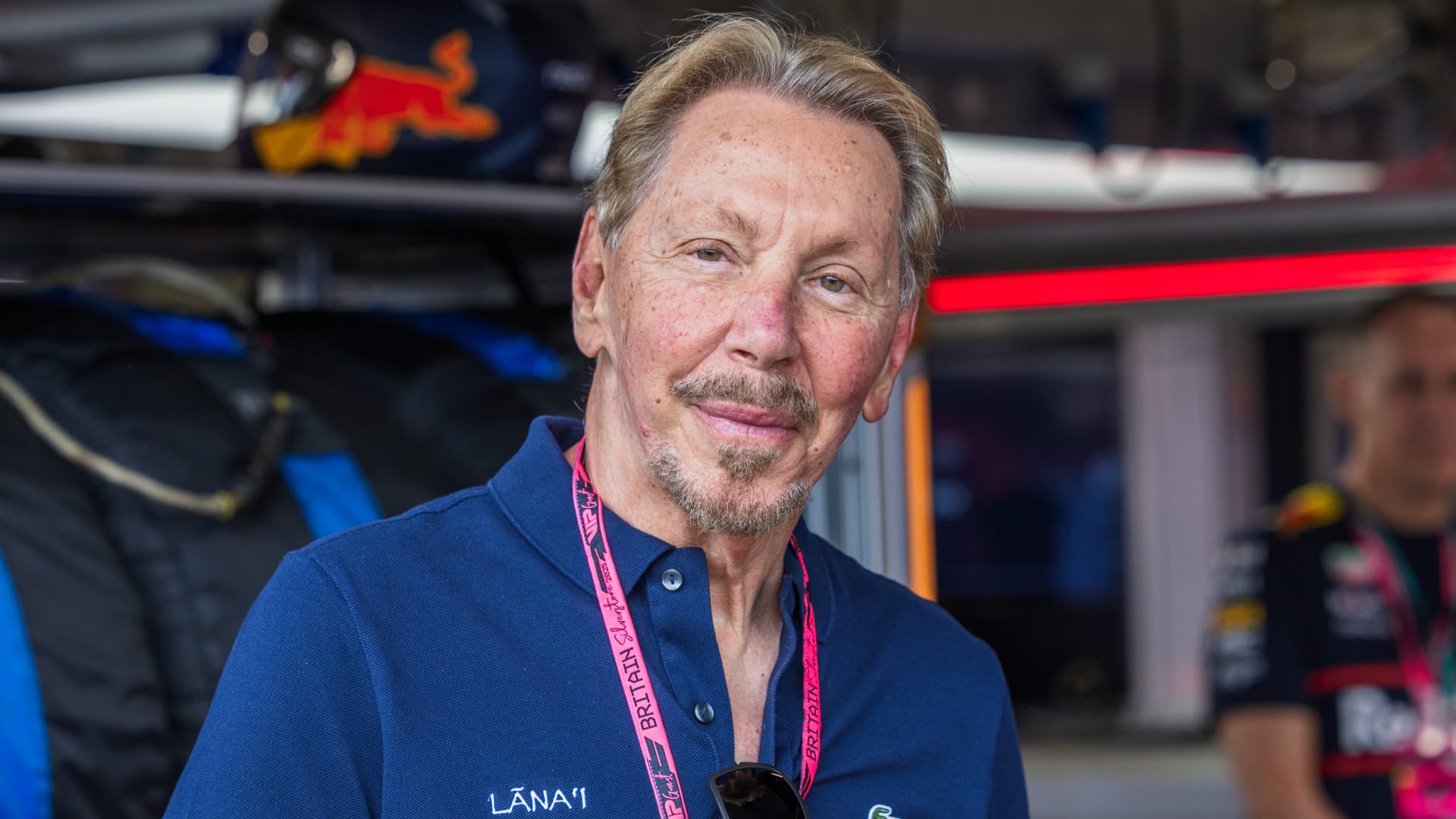 Oracle Reports Strong Q2 Earnings Growth, Exceeding Market Expectations