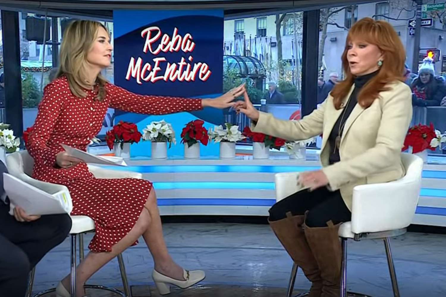 Reba McEntire Clarifies Relationship Status After Savannah Guthrie's 'Husband' Query
