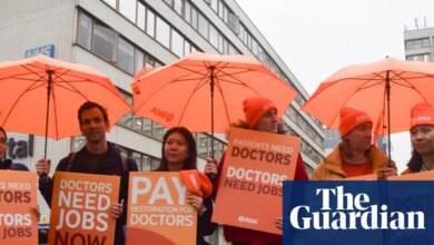 Resident Doctors in England Announce Strike Ahead of Christmas Amid NHS Disputes