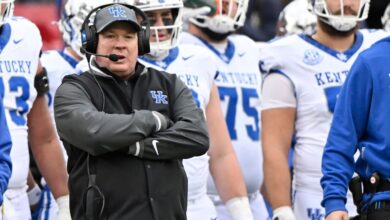 Sources: Kentucky Set to Part Ways with Football Coach Mark Stoops Amid Team Challenges