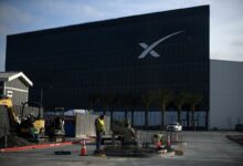 SpaceX Valued at $800 Billion, Announces Plans for Public Offering in 2026