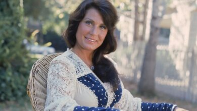 Top 4 Country Artists Who Shaped the Evolution of Country Music in the 1970s