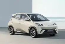 Top 8 Dual-Battery Electric Cars for Long-Range Travel: Most Recommended Models for 2025